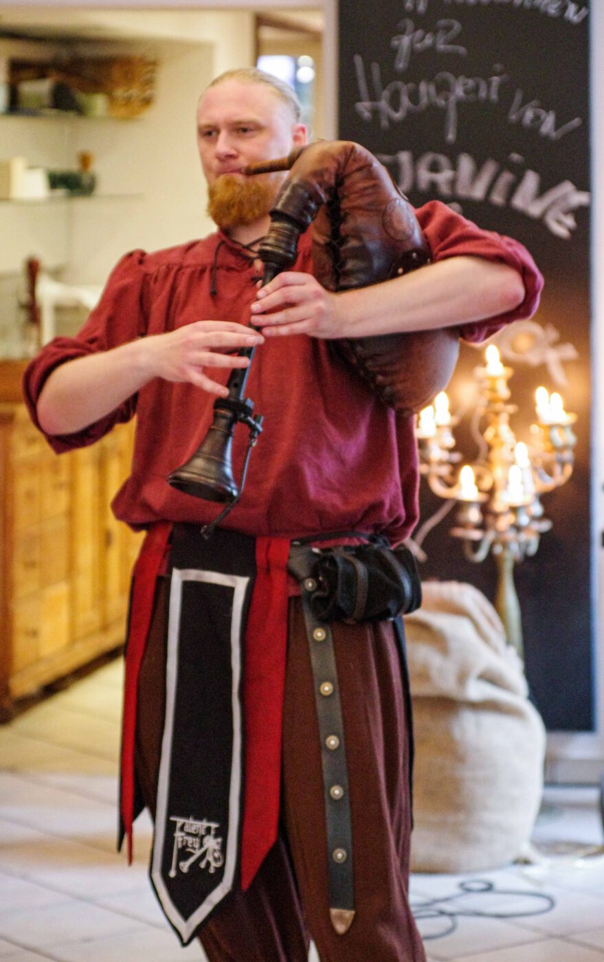 Bild 41 - Forsthaus, Hochzeit Rosenbaum, Party - [K_3_0350]