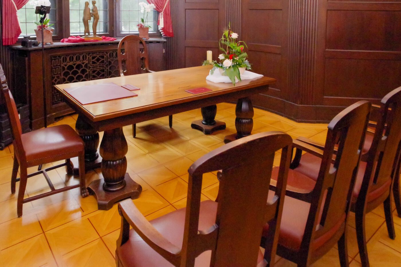 Bild 02 - Standesamt, Trausaal - [K70_0118]