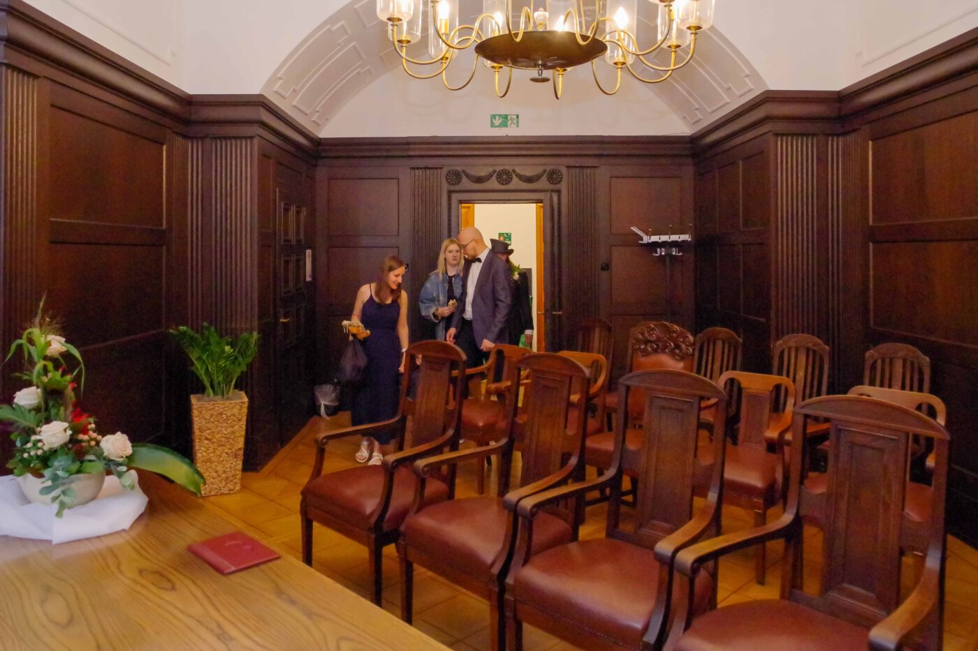 Bild 05 - Standesamt, Trausaal - [K70_0121]