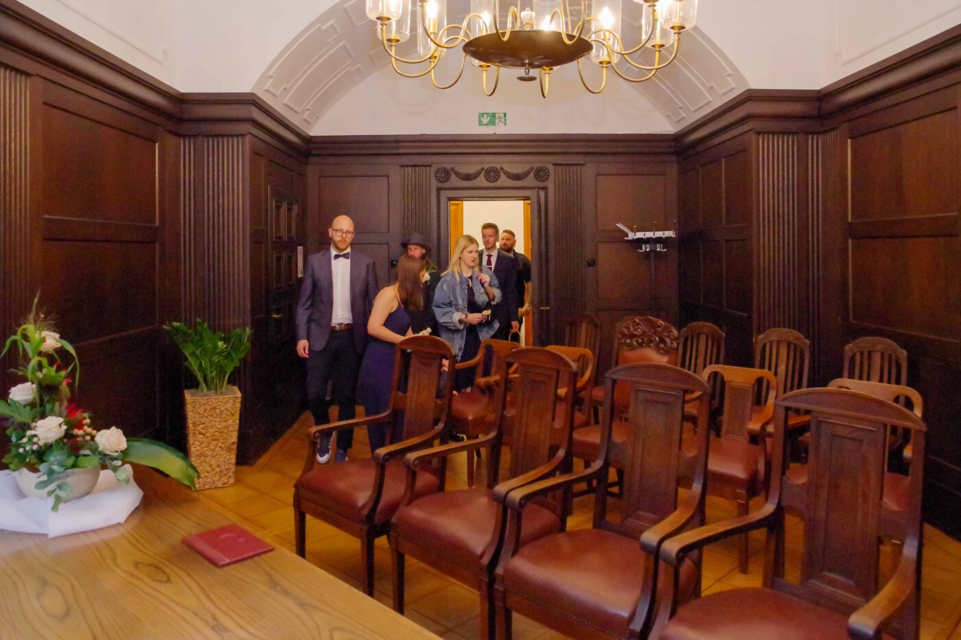 Bild 06 - Julian, Standesamt, Trausaal - [K70_0122]