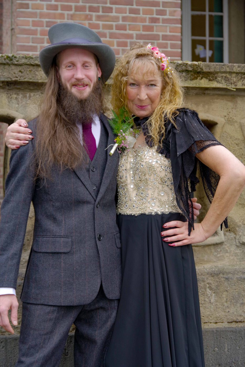 Bild 12 - Aussentreppe, Patrik, Standesamt, Ute - [K70_0045]