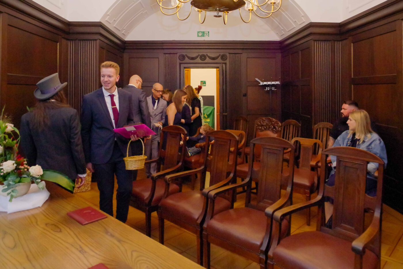 Bild 13 - Dirk, Justin, Standesamt, Trausaal - [K70_0129]
