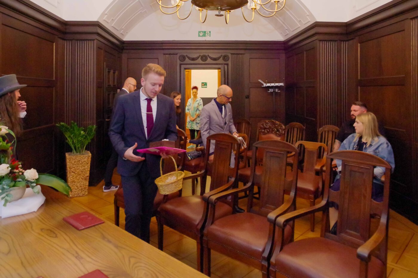 Bild 14 - Dirk, Justin, Mario, Standesamt, Trausaal - [K70_0130]