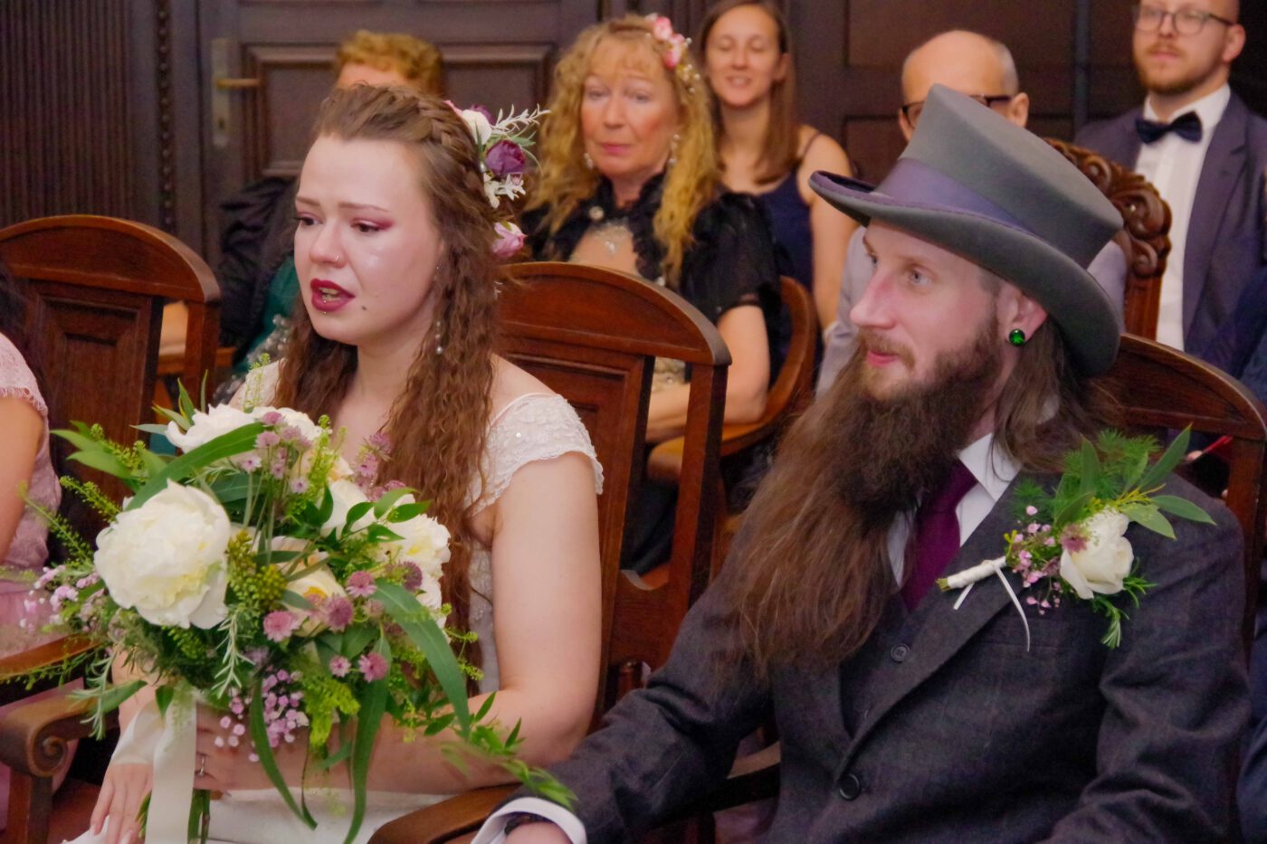 Bild 34 - Janine, Jasmin, Patrik, Standesamt, Trausaal, Ute - [K70_0150]