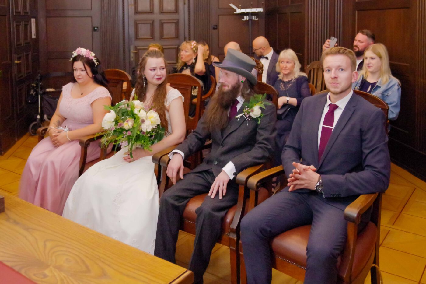 Bild 37 - Janine, Justin, Lesley, Mario, Patrik, Sabine, Standesamt, Trausaal, Ute - [K70_0153]