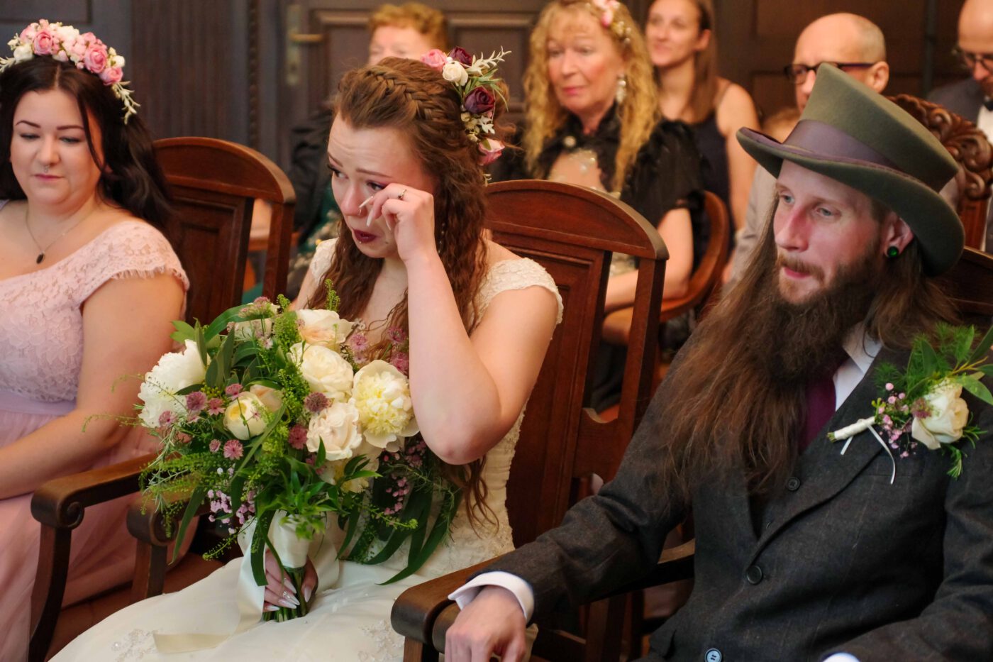 Bild 45 - Janine, Jasmin, Lesley, Patrik, Standesamt, Trausaal, Ute - [K_3_0196]