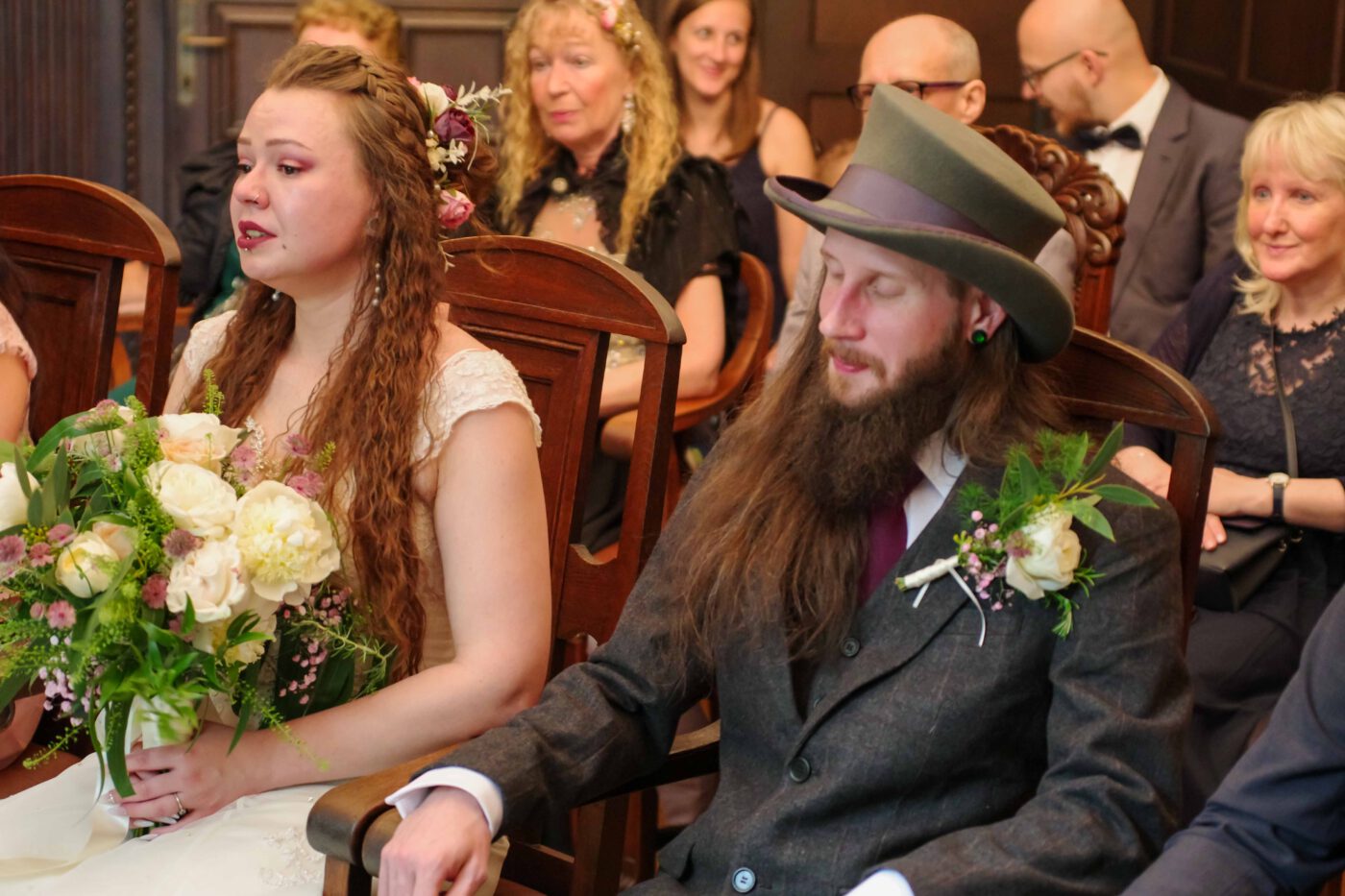 Bild 47 - Janine, Jasmin, Patrik, Sabine, Standesamt, Trausaal, Ute - [K_3_0198]