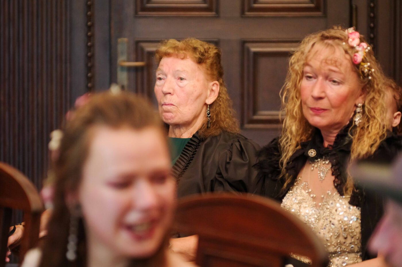 Bild 56 - Edith, Janine, Standesamt, Trausaal, Ute - [K_3_0207]