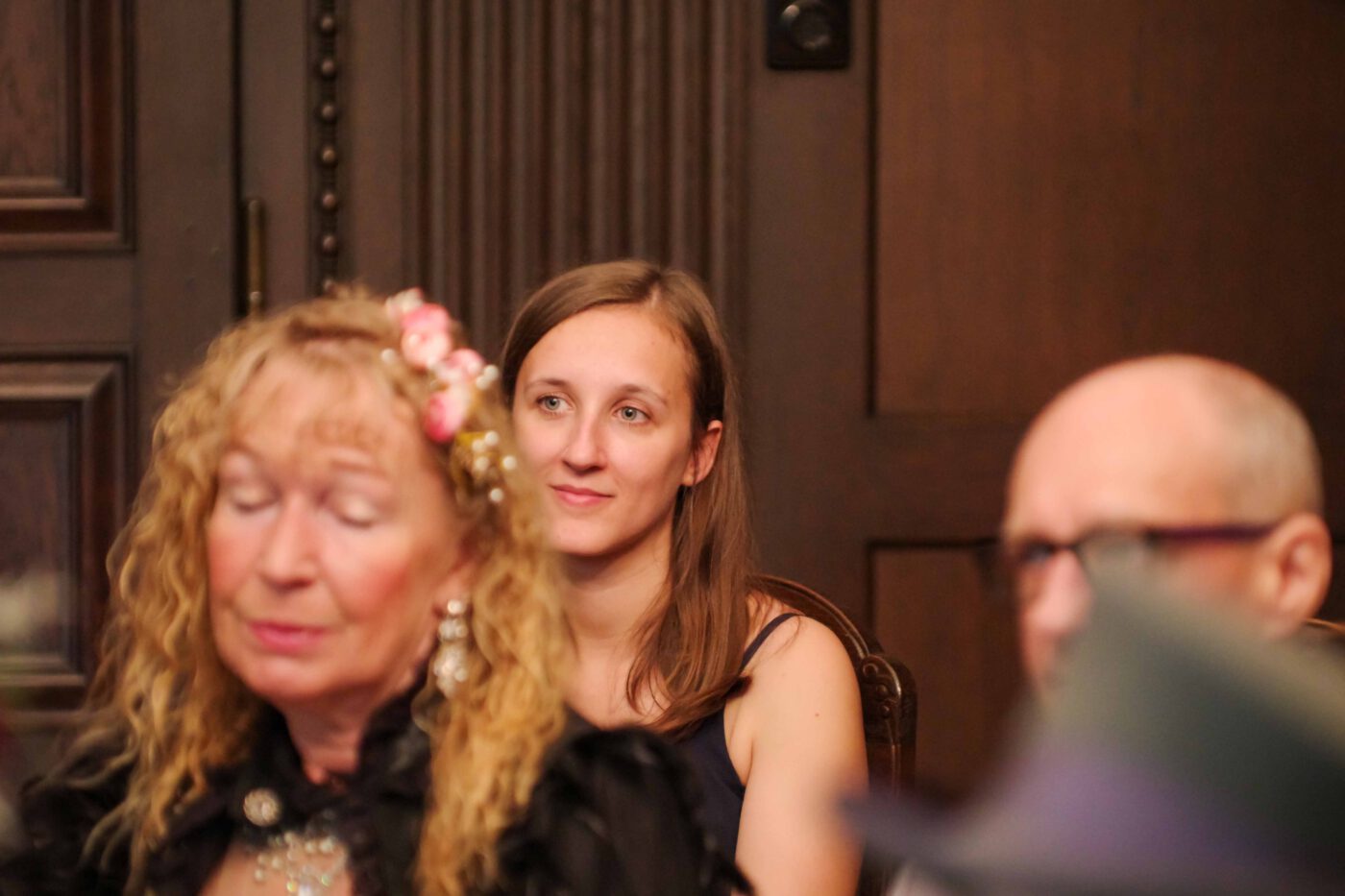 Bild 75 - Dirk, Jasmin, Standesamt, Trausaal, Ute - [K_3_0220]