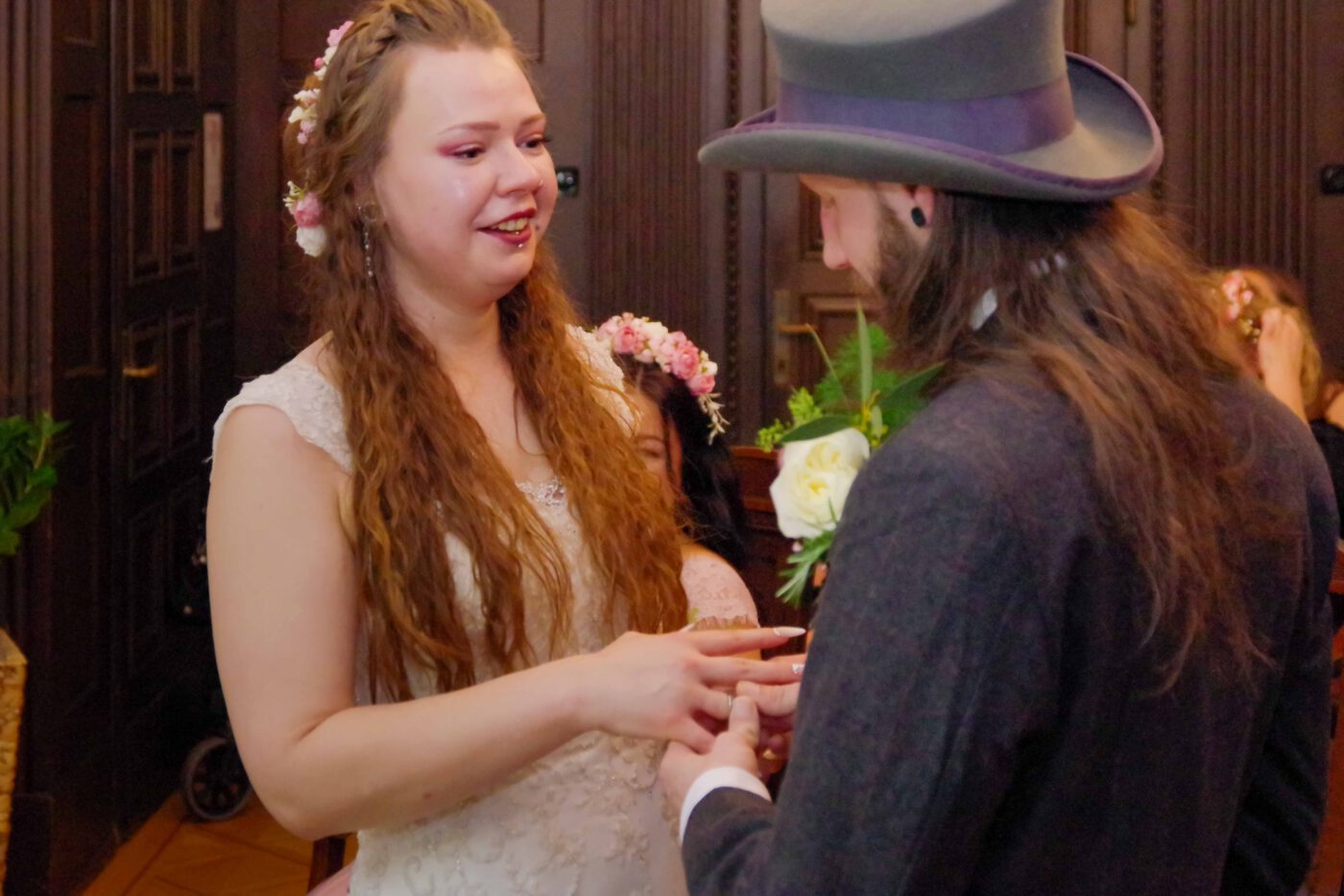 Bild 96 - Janine, Standesamt, Trausaal - [K70_0172]