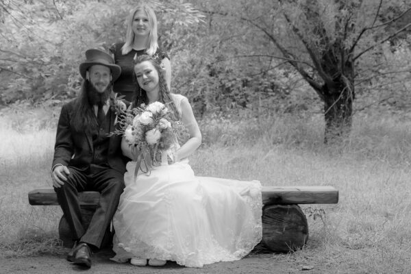 Bild 04 - Forsthaus, Hochzeit Rosenbaum, Parkbank - [K70_0447]