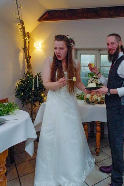 Bild 17 - Forsthaus, Hochzeit Rosenbaum, Hochzeitstorte - [K70_0569]