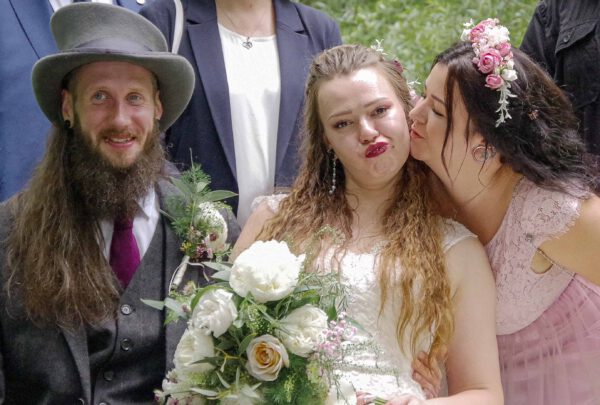 Bild 19 - Forsthaus, Hochzeit Rosenbaum, Parkbank - [K70_0508]