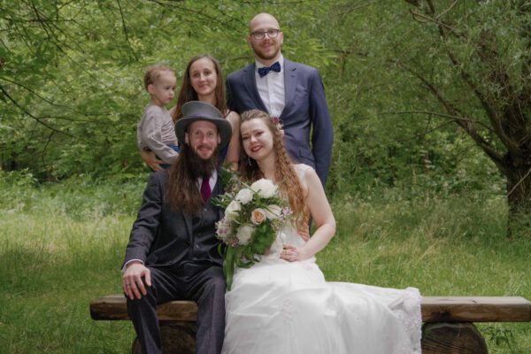 Bild 23 - Forsthaus, Hochzeit Rosenbaum, Parkbank - [K70_0511]